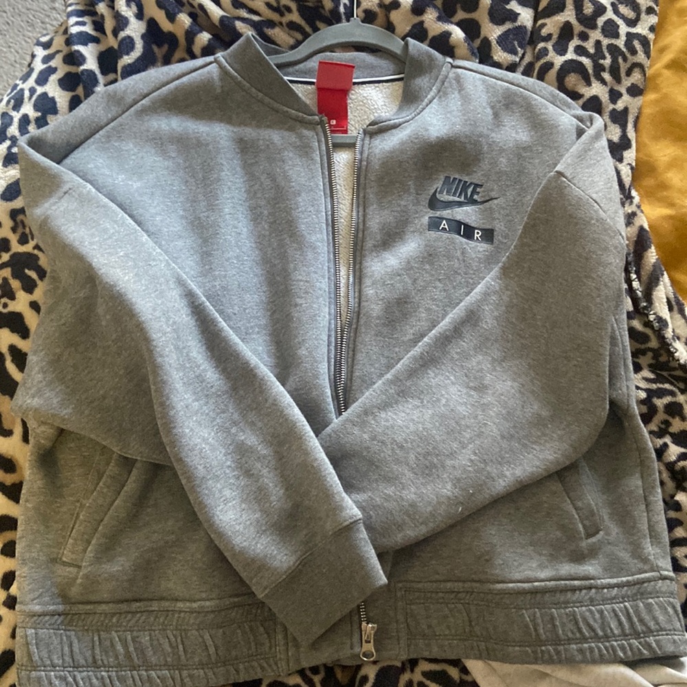 NIKE AIR ZIP UP